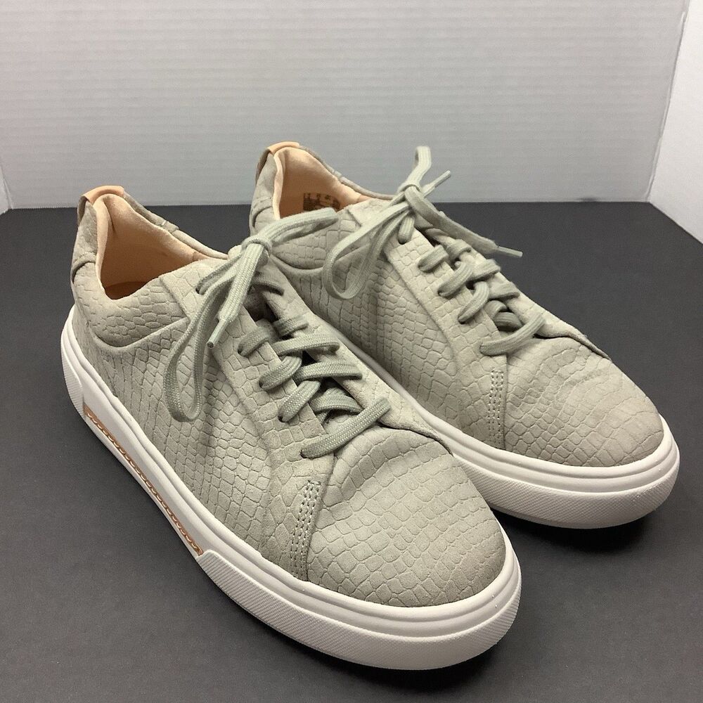 Clarks Hollyhock Light Gray Leather Sneakers Shoes Women 8.5 W Minimalist Casual